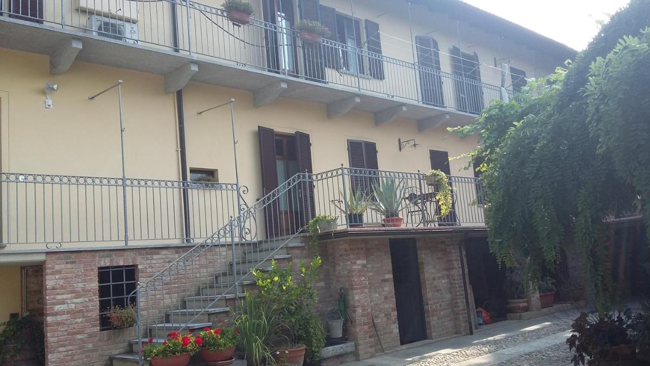 Bed and Breakfast Il Germano Reale Альба Екстер'єр фото
